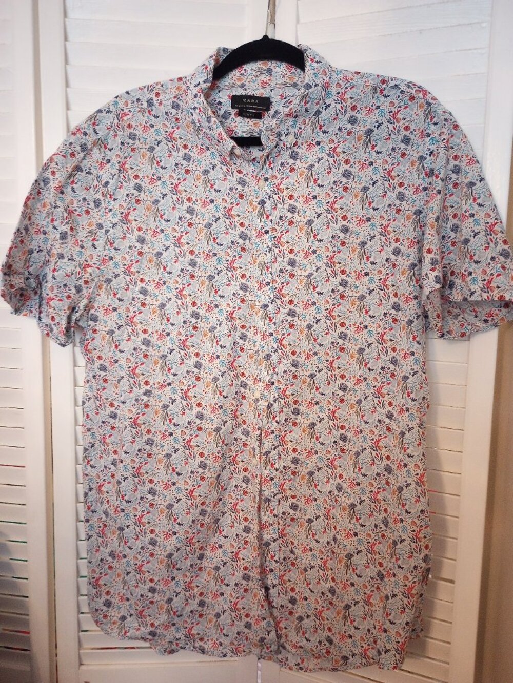 Zara Mens Slim Fit Short Sleeve Button Up - XL - Tropical Beach Coral Pattern